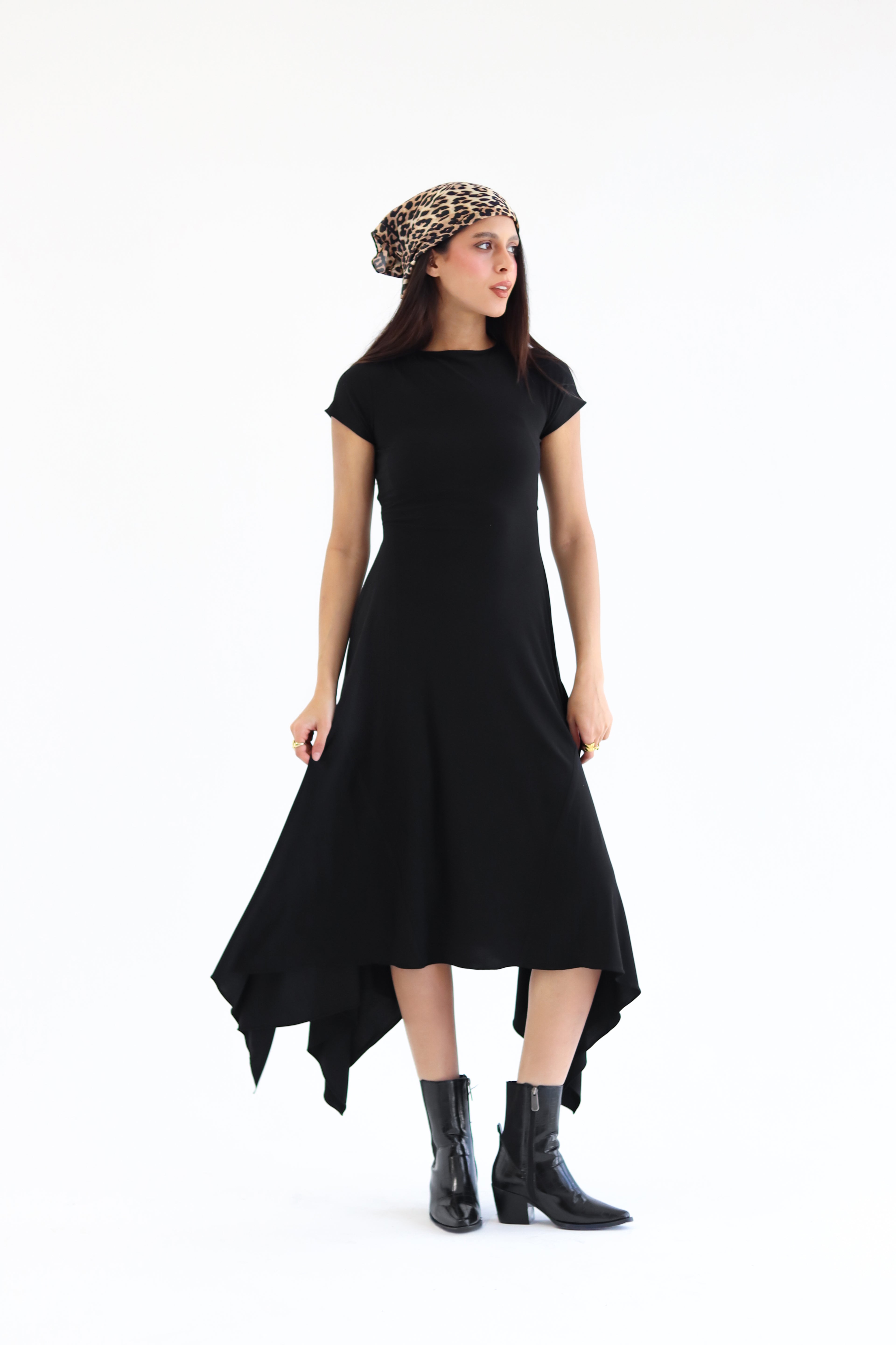 Sculpt Asymmetric Midi dress - Black