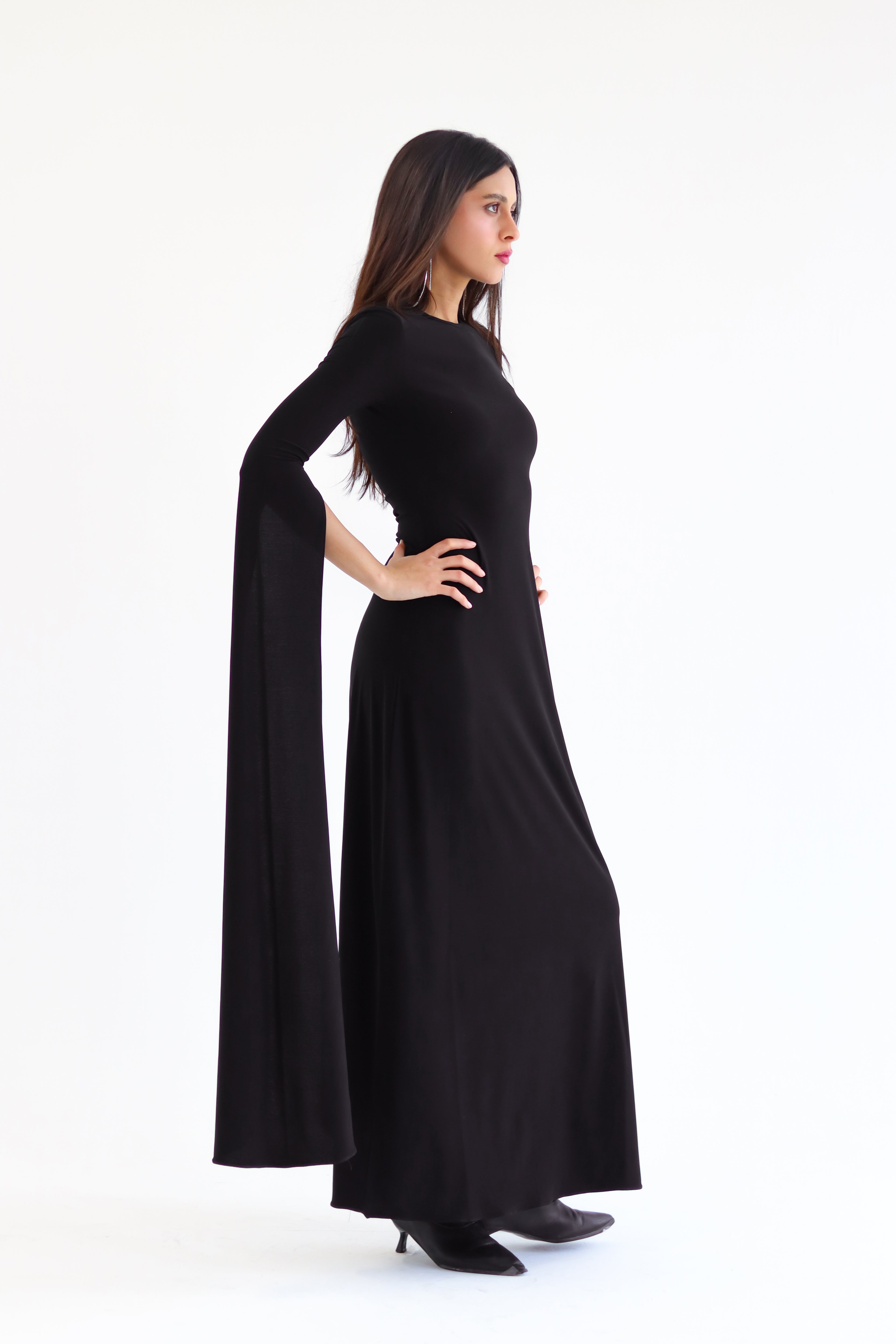 Sculpt Slit-Sleeve Maxi Dress - Black